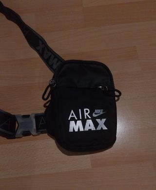 Riñonera Nike Air Max Negra