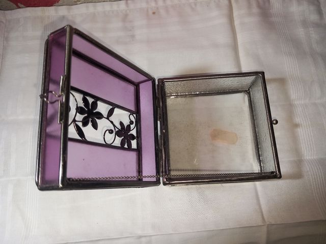 Portagioie in cristallo viola e metallo