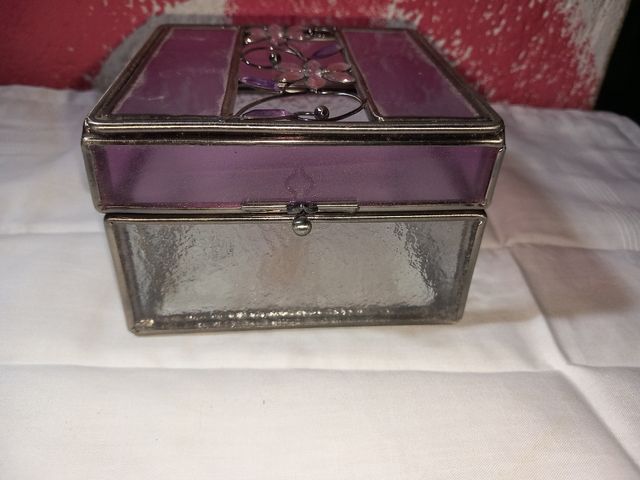 Portagioie in cristallo viola e metallo