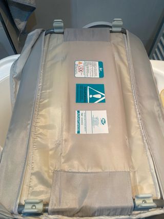 Bañera para bebé con soporte + cambiador para cuna