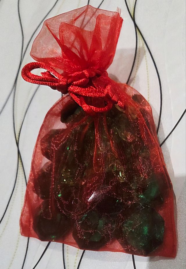 Conjunto 31 joias em cristais facetados frente e verso