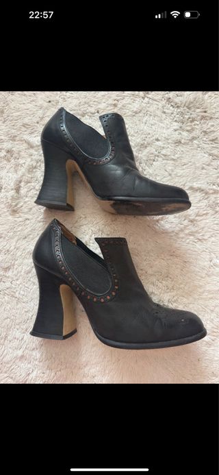 Zapatos tacón grueso piel negro  Angari