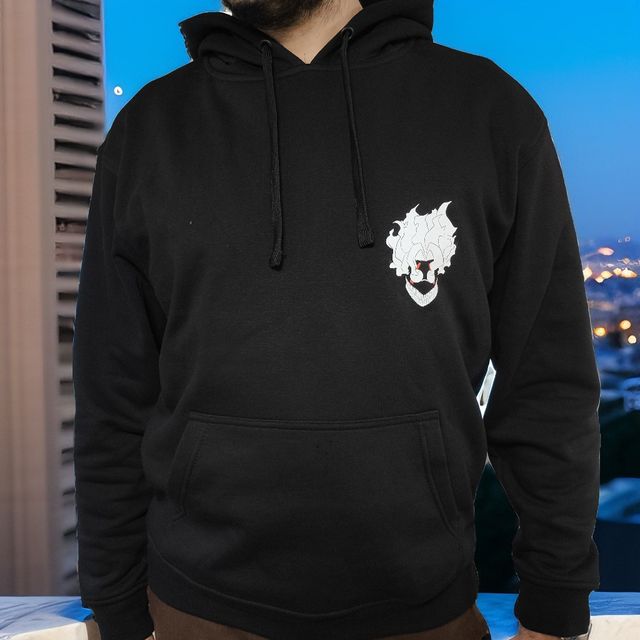 Sudadera Dandadan Okarun Negra y Roja