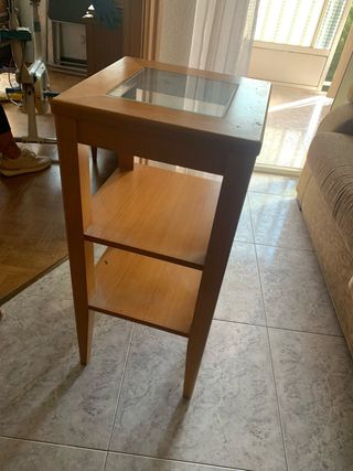 Mesa auxiliar madera y cristal
