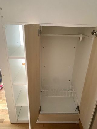 Cama litera con escritorio y armario