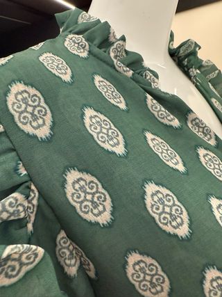Blusa verde con estampado blanco talla única