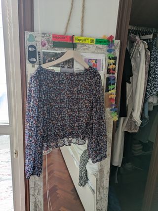 Blusa Green Coast floral talla S