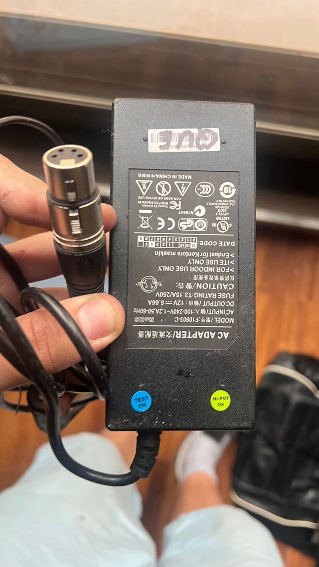 Adaptador de Corriente AC 100-240V 12V F10903-c