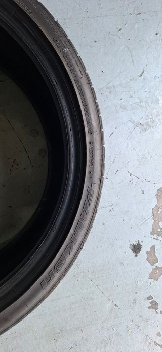 Neumático Falken 225/35 ZR19