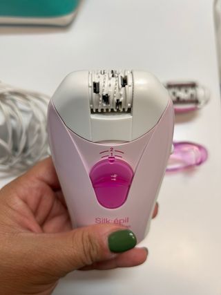 Braun Silk Epil Epilatore Rosa Bianco