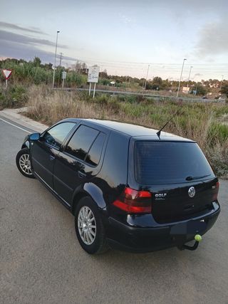 Volkswagen Golf 2002