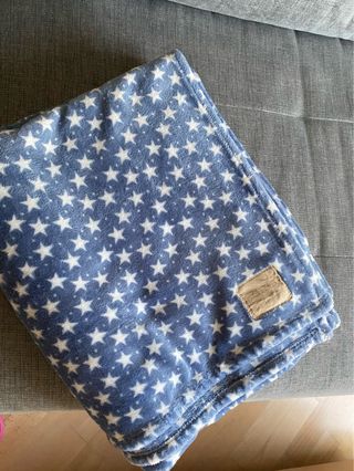 Manta estrellas azul y blanco 180x150