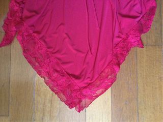 Completo 2 pezzi: abito e pantaloni rossi