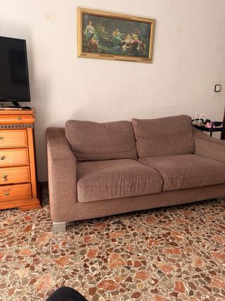 Sofá 2 plazas marrón tela (precio negociable)