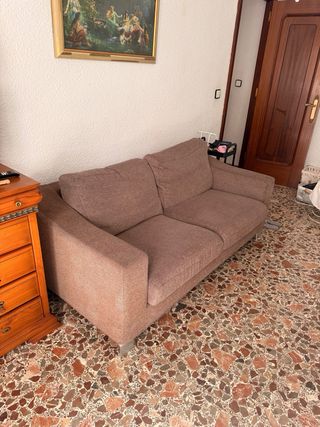 Sofá 2 plazas marrón tela (precio negociable)