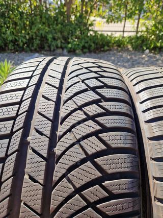 Neumáticos Kumho 245/35 R20