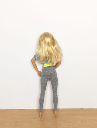 Barbie Made to Move Muñeca