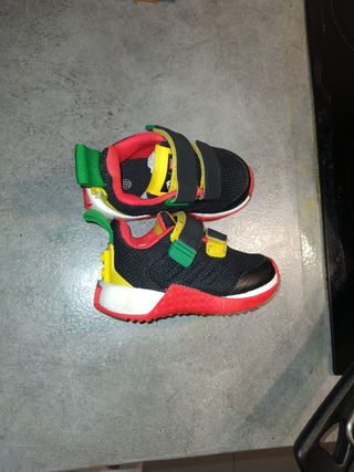 Zapatillas deportivas infantiles