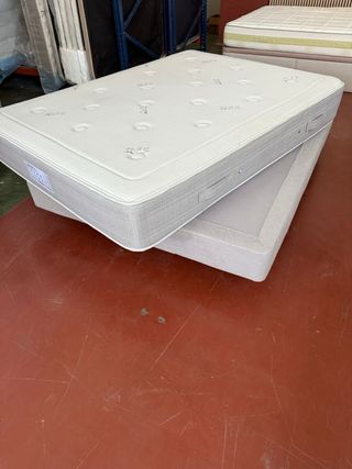 CANAPÉ FIJO Y COLCHON FLEX NUBE VISCO 150x200