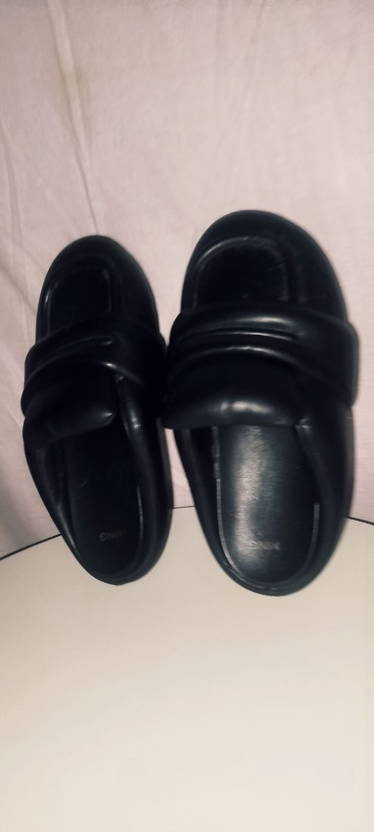 MNG Zapatillas Negras Mujer