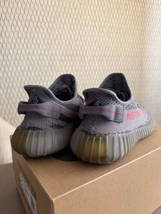 Yeezy Boost 350 V2 