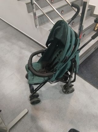 Carrito de paseo Kinderkraft  1 mes de usar
