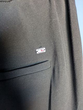 Pantalón negro fluido T. Hilfiger T. 36