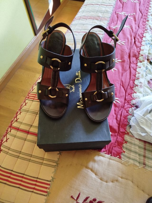 Sandalias Massimo Dutti
