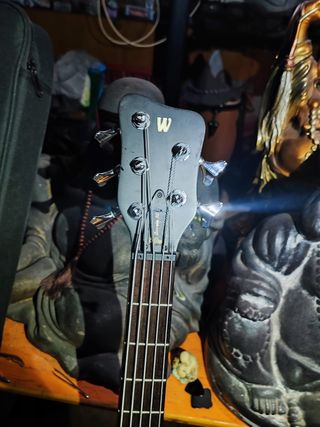 Warwick Corvette Bajo Eléctrico 5 Cuerdas