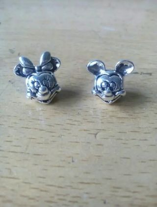 Lote 2 Charm Minnie y Mickey