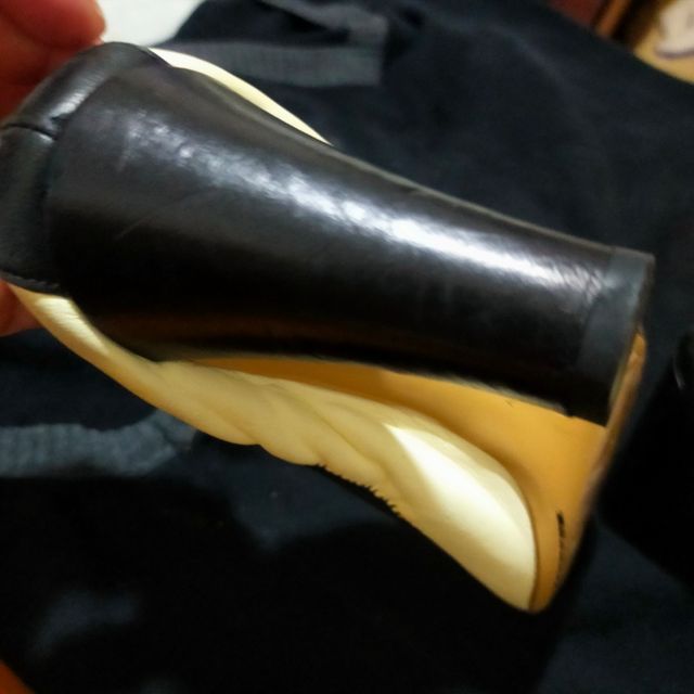 Scarpe Chanel beige e blu marino taglia 36'5