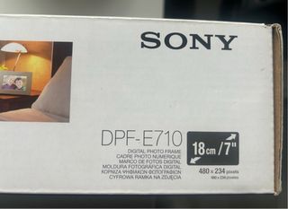 Marco de fotos digital Sony DPF-E710