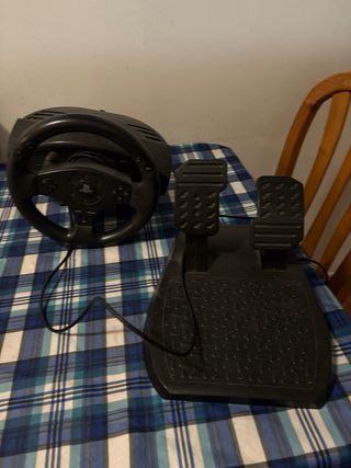 Volante Thrustmaster T80 PS4/PS3 Buen Estado.