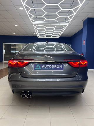 Jaguar XF 20d