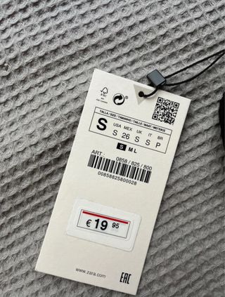 Top fiesta Zara flor negra talla S