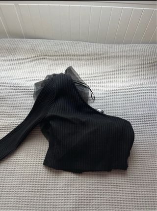 Top fiesta Zara flor negra talla S