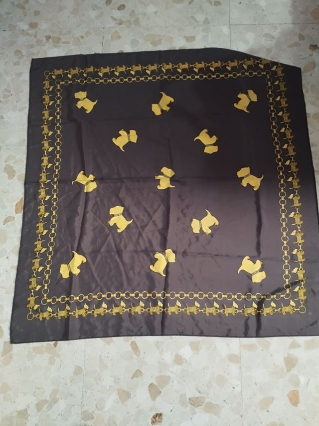 Foulard pañuelo  vintage perros y cadenas dorado