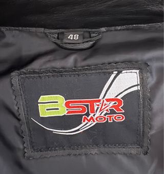 Chaqueta de cuero moto negra