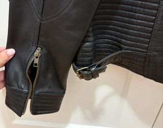 Chaqueta de cuero moto negra