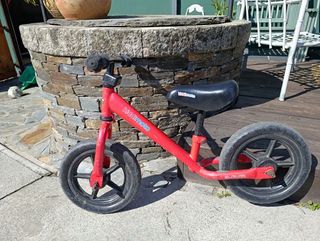 Bici sin pedales Kiddimoto roja