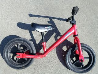 Bici sin pedales Kiddimoto roja