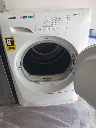 Secadora Zanussi Lindo300 8kg XXL