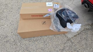 Puños Calefactables Honda y Bolsa túnel honda 2025