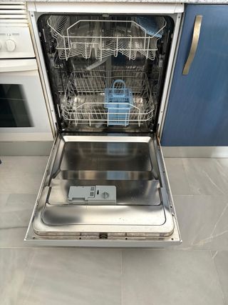 Lavavajillas Indesit 14 servicios
