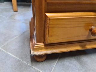 Mesillas de noche y cabecero de madera de pino