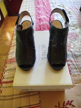 Sandalias Mins