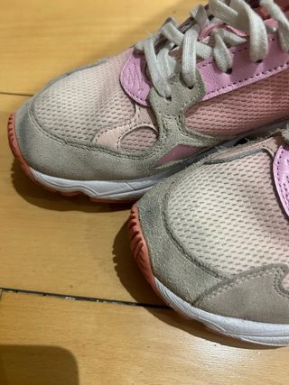 Zapatillas Adidas Falcon originales, color rosa.