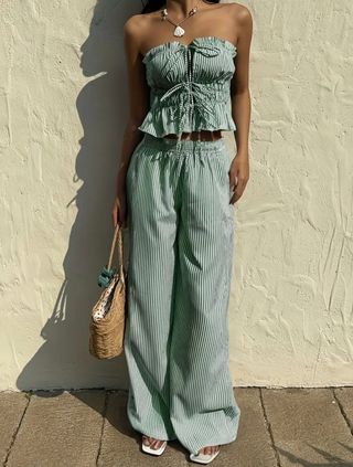 Conjunto, NUEVO, 2 piezas top y pantalón M