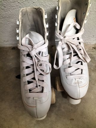 Patines blancos de mujer