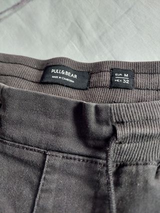 Pantalón Jogger Pull&Bear Talla M Gris